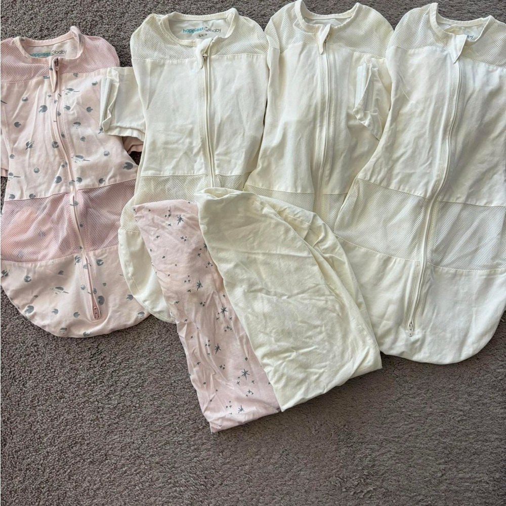 SNOO Bundle with Sleep Sacks and Sheets